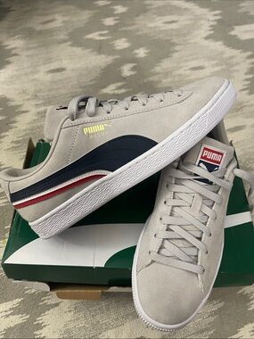 Puma Suede Low-Top Sneakers in Light Gray with Navy & Red Accents